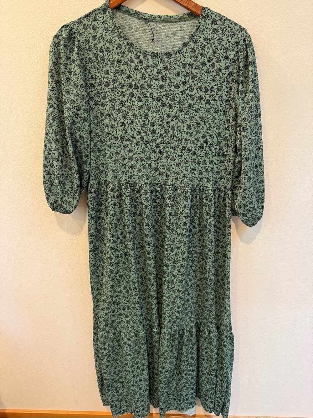 Zara Mint Green Tiered Midi Dress Ditsy Floral with 3/4 length Puff Sleeves